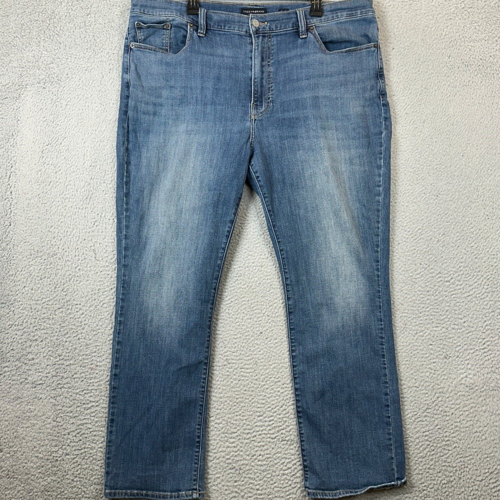 Lucky Brand Jeans Mens 42X30 Athletic Fit Blue Distressed Stretch Denim Pant EUC